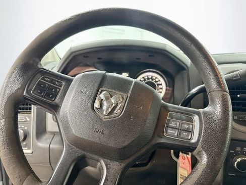 Used 2017 RAM 3500 Tradesman w/ Chrome Appearance Group AWD/4WD image 5