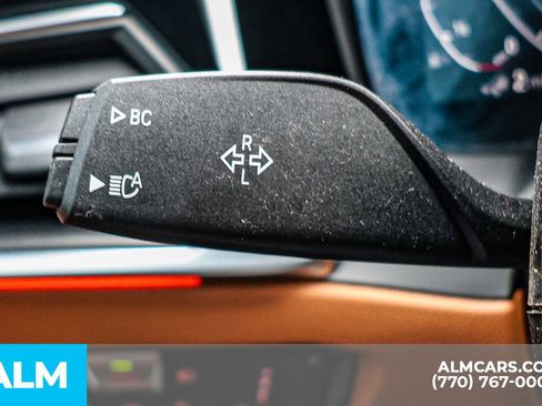 Used 2022 BMW 330e w/ Premium Package image 32