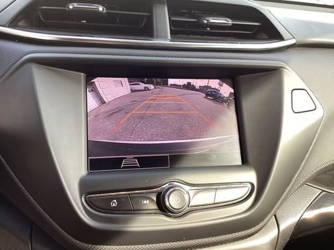 Used 2023 Chevrolet TrailBlazer LT image 35