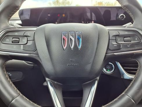 Used 2025 Buick Encore GX Preferred AWD/4WD image 14
