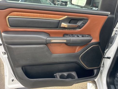 Used 2022 RAM 1500 Limited w/ Trailer Tow Group (B) image 19