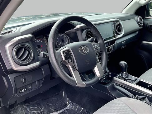 Used 2023 Toyota Tacoma SR5 AWD/4WD image 33