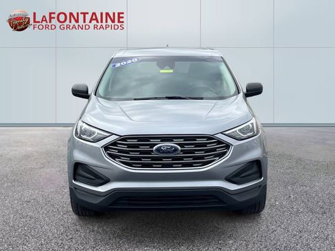 Used 2020 Ford Edge SE image 2