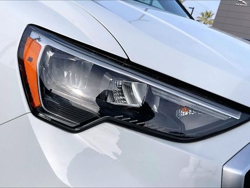 Used 2022 Audi Q3 2.0T Premium image 31