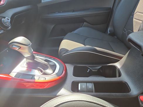 Used 2024 Kia Forte GT-Line w/ GT-Line Premium Package image 21