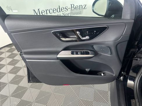 Certified 2026 Mercedes-Benz GLC 300 image 10