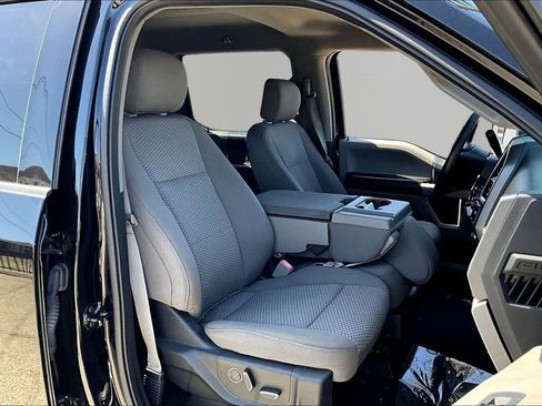 Used 2018 Ford F150 XLT w/ Equipment Group 302A Luxury AWD/4WD image 27