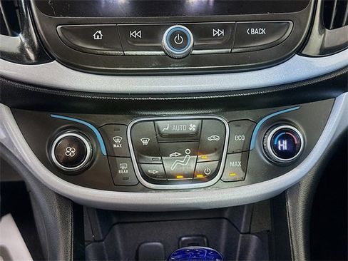 Used 2018 Chevrolet Volt LT image 15