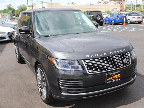 Used 2019 Land Rover Range Rover Supercharged image 4