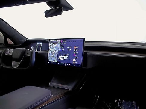 Used 2023 Tesla Model S AWD/4WD image 15