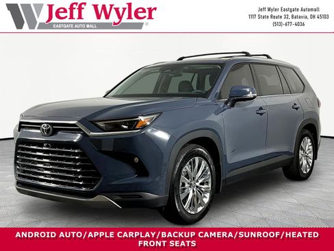 Used 2024 Toyota Grand Highlander AWD image 1