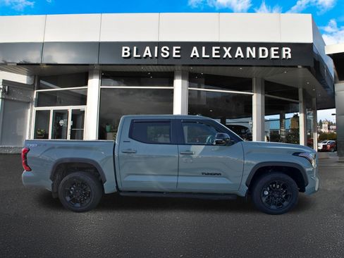 Used 2025 Toyota Tundra Limited w/ TRD Off-Road Package AWD/4WD image 2