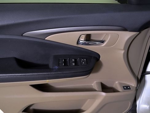 Used 2018 Honda Pilot EX-L image 16