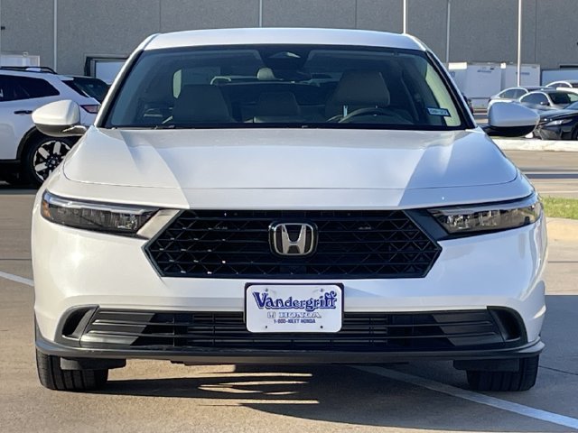 Certified 2025 Honda Accord LX image 6