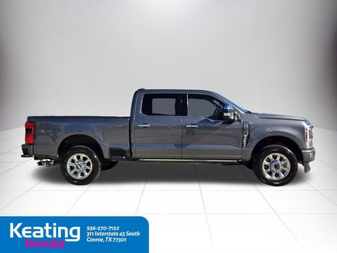 Used 2024 Ford F250 Platinum w/ FX4 Off-Road Package image 9