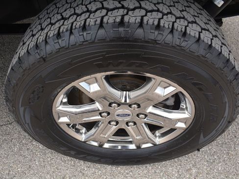 Used 2021 Ford F150 XLT w/ Equipment Group 302A High image 24