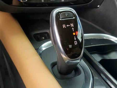 Used 2018 Buick Enclave Essence w/ Trailering Package AWD/4WD image 30