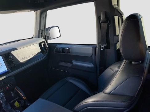 Used 2021 Ford Bronco Badlands image 24