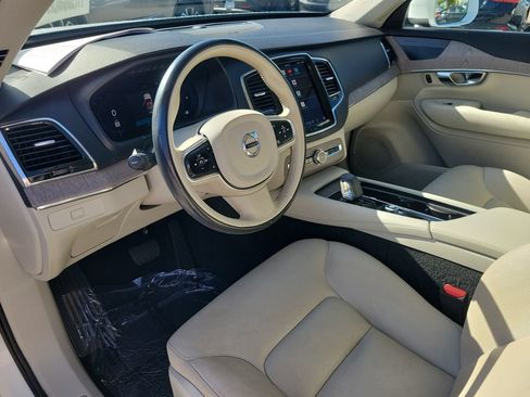 Used 2023 Volvo XC90 B6 Plus w/ Protection Package Premier AWD/4WD image 15