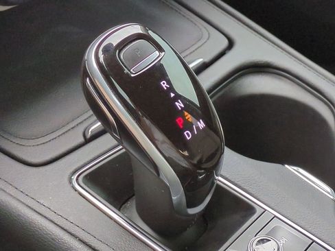 Used 2021 Cadillac XT4 Premium Luxury w/ Technology Package image 39