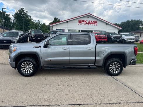 Used 2020 GMC Sierra 1500 AT4 w/ AT4 Premium Package AWD/4WD image 2
