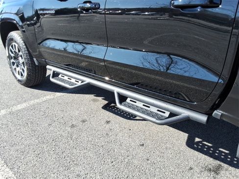 Certified 2023 Chevrolet Colorado Z71 w/ Z71 Convenience Package 2 image 11