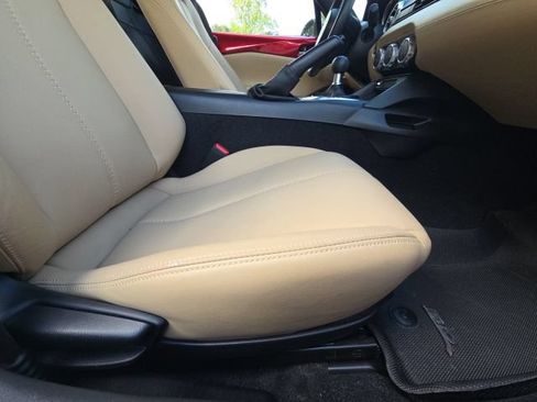 Used 2018 MAZDA MX-5 Miata RF Grand Touring RWD image 12