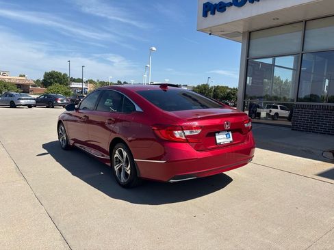 Used 2020 Honda Accord EX image 7