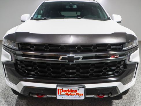 Used 2022 Chevrolet Tahoe Z71 w/ Z71 Off-Road Package image 4