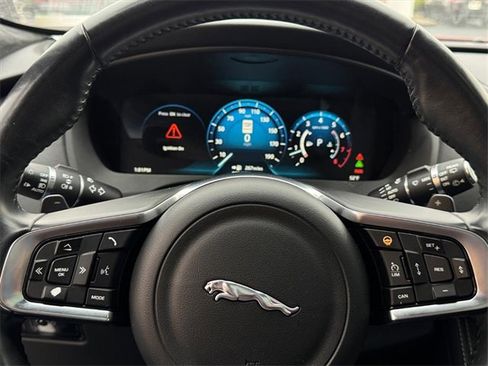 Used 2017 Jaguar F-PACE R-Sport image 20