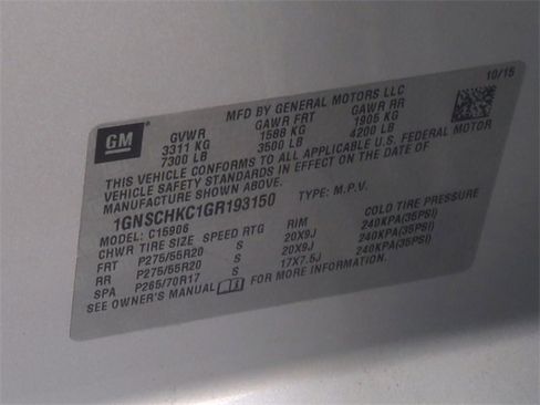 Used 2016 Chevrolet Suburban LT image 29