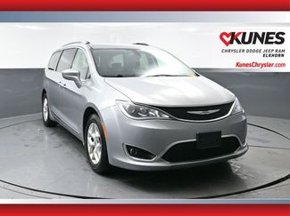 Used 2018 Chrysler Pacifica Touring-L w/ Tire & Wheel Group video 1
