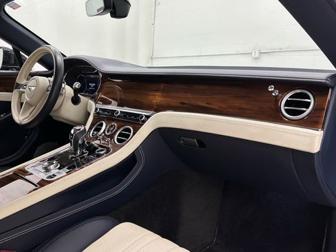 Used 2020 Bentley Continental GT AWD/4WD image 22