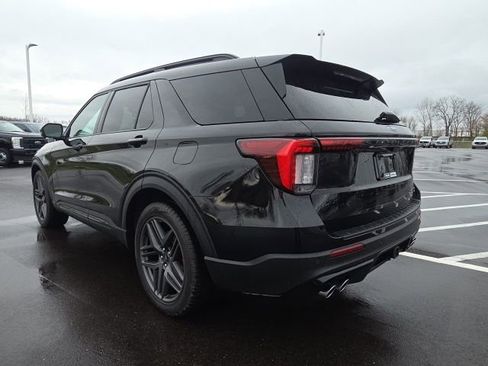 Used 2025 Ford Explorer ST w/ Sun And Sound Package image 15