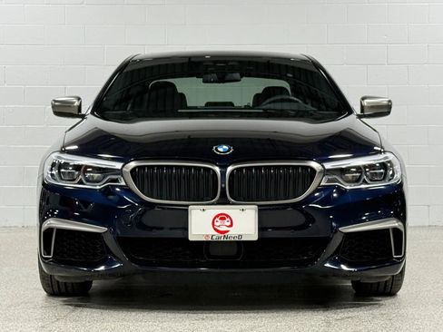 Used 2019 BMW M550i xDrive image 3