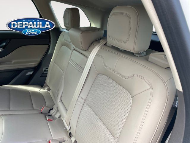 Used 2023 Lincoln Corsair AWD w/ Equipment Group 101A image 17