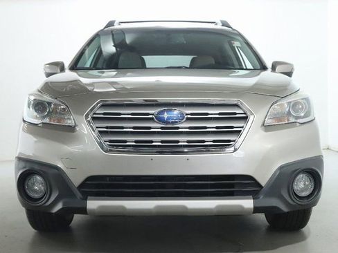 Used 2016 Subaru Outback 2.5i Limited AWD/4WD image 5
