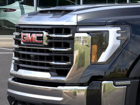 New 2026 GMC Sierra 2500 SLE w/ SLE Value Package; AWD/4WD image 13