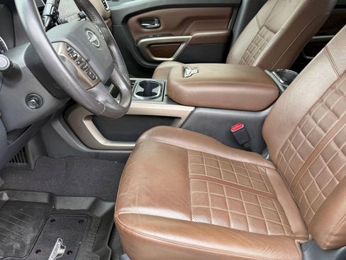 Used 2023 Nissan Titan Platinum Reserve w/ Moonroof Package image 5