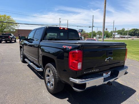 Used 2017 Chevrolet Silverado 1500 LTZ w/ Sport Package AWD/4WD image 4