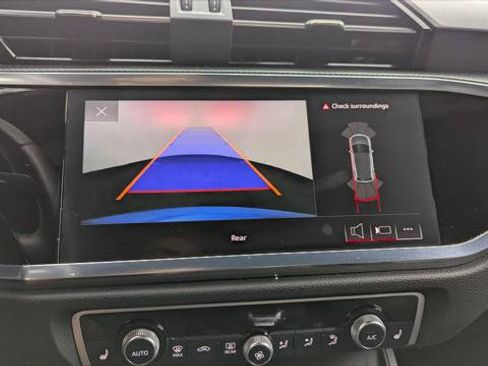 Used 2023 Audi Q3 2.0T Premium w/ Black Optic Sport Package AWD/4WD image 30