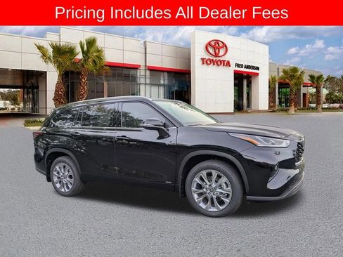 New 2026 Toyota Highlander Limited AWD/4WD image 1