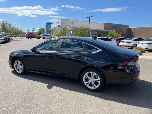Used 2023 Honda Accord LX image 4