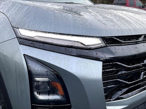 Used 2025 Chevrolet Equinox RS w/ Convenience Package III image 26