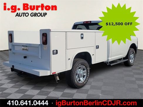 New 2024 RAM 2500 Tradesman w/ Chrome Appearance Group image 4