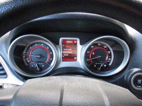 Used 2014 Dodge Journey SXT image 13