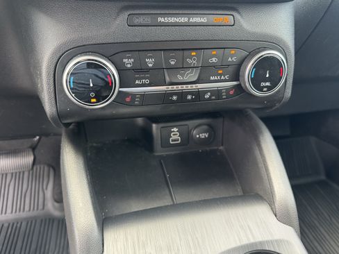 Used 2024 Ford Escape Active AWD/4WD image 29