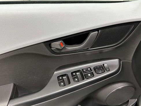 Used 2019 Hyundai Kona SE image 15