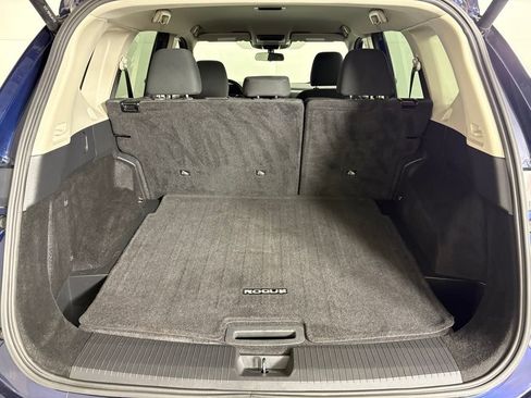 Used 2024 Nissan Rogue SV FWD image 15