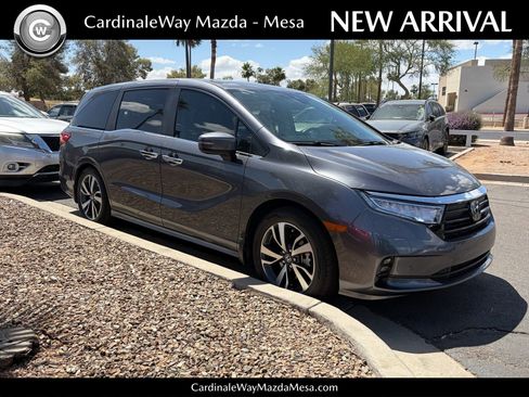 Used 2024 Honda Odyssey Touring image 1